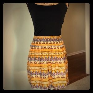 Mossimo lightweight rayon skirt, pockets!